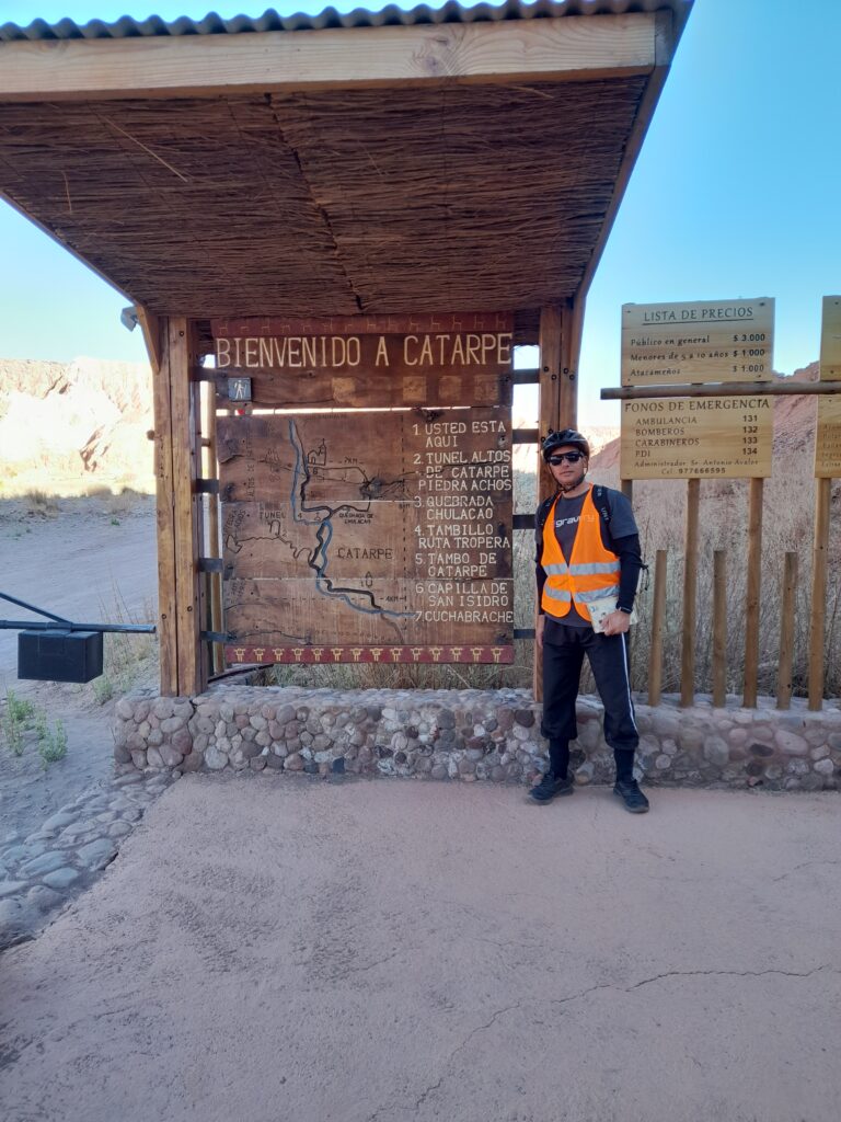 Catarpe é um dos lugares para conhecer de bicicleta no Atacama